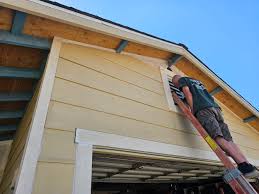 Siding Removal and Disposal in Hillsboro, TX